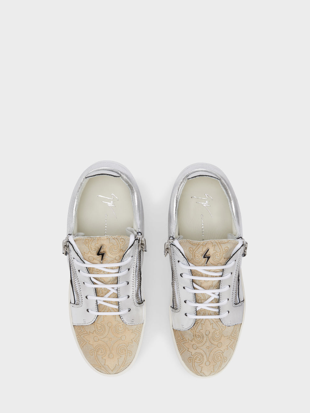 NICKI LOW TOP