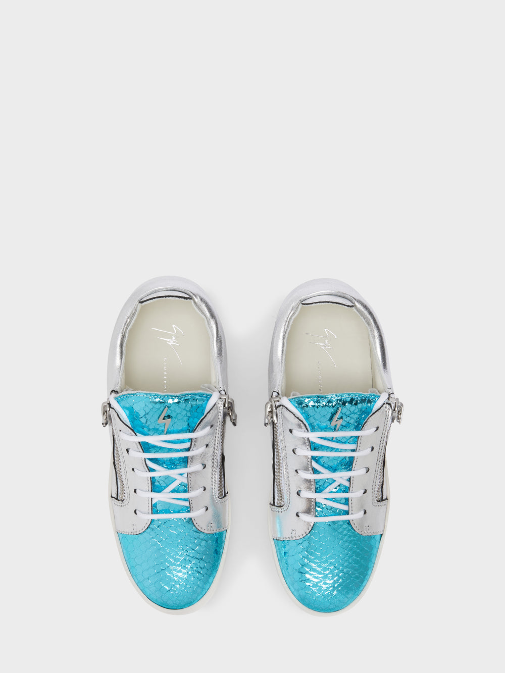 NICKI LOW TOP