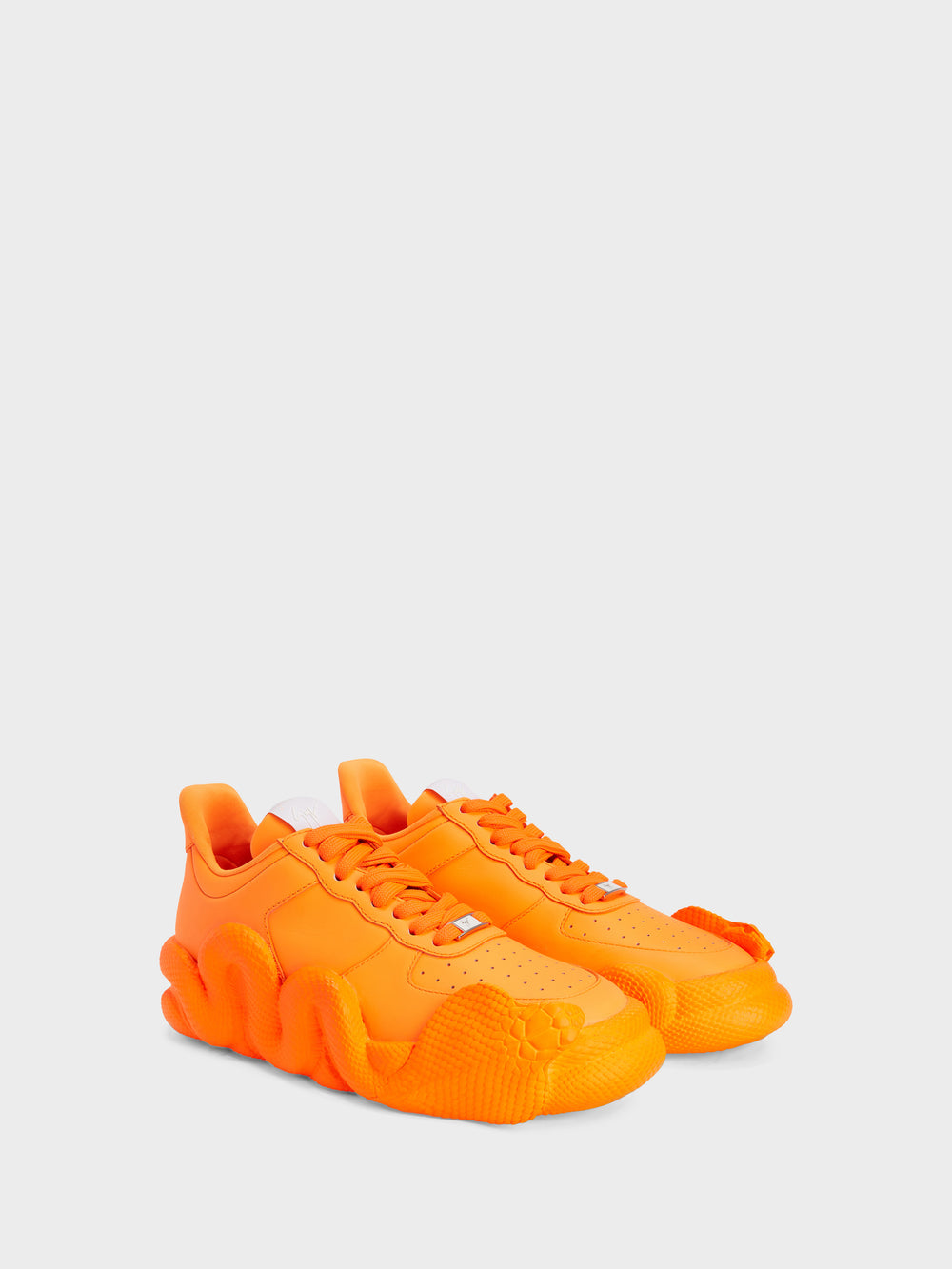 COBRAS LOW TOP