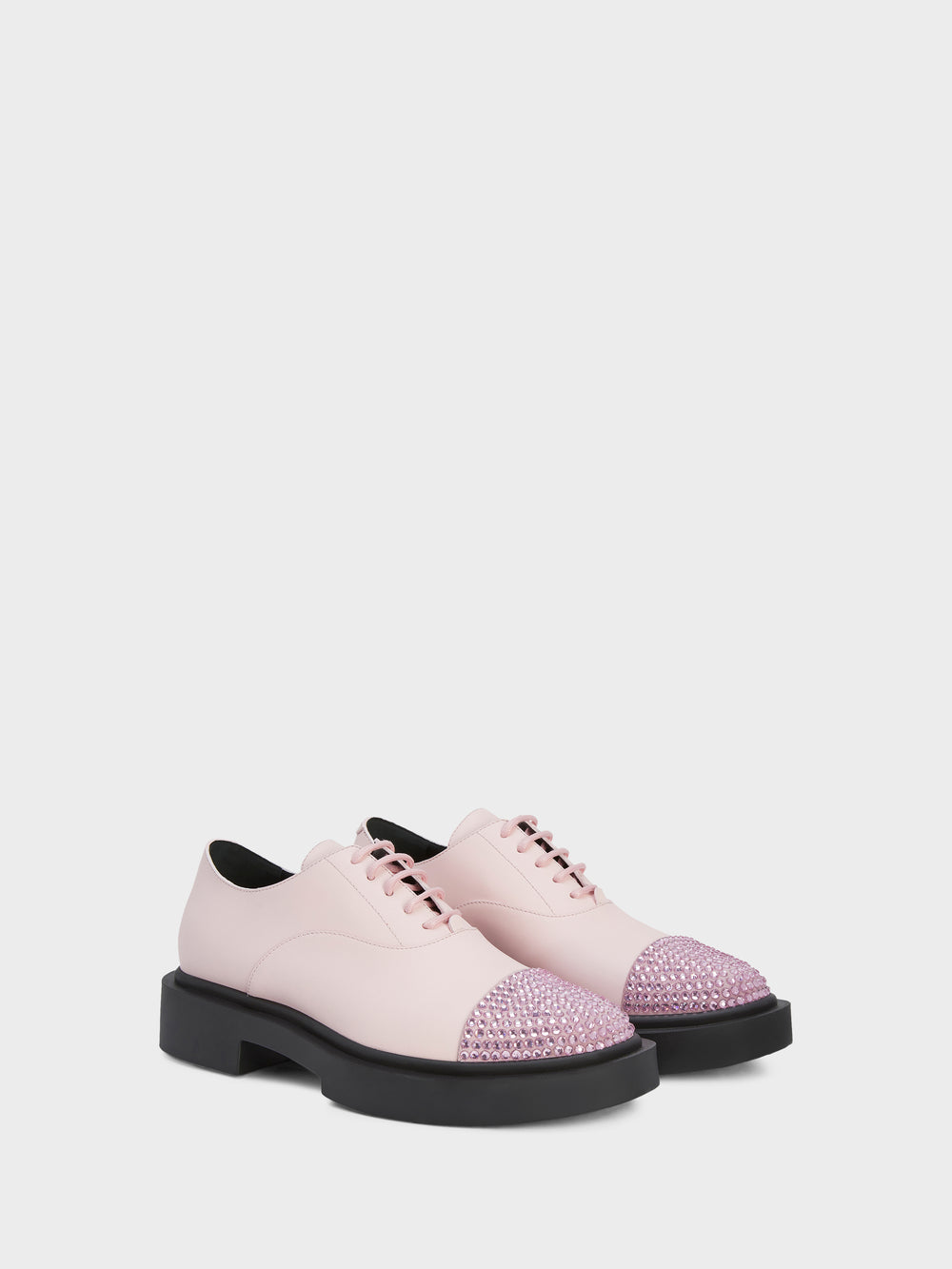 ARNHAU LACE UP