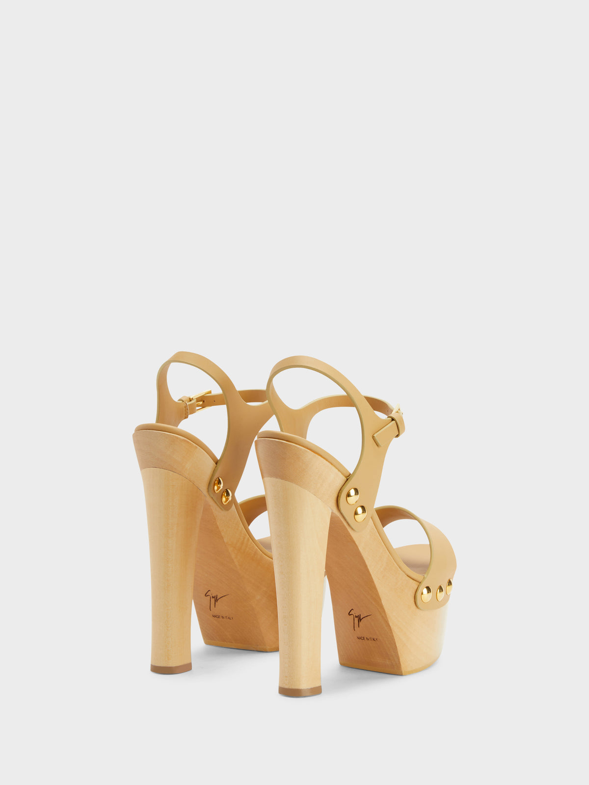 FANNY CLOG