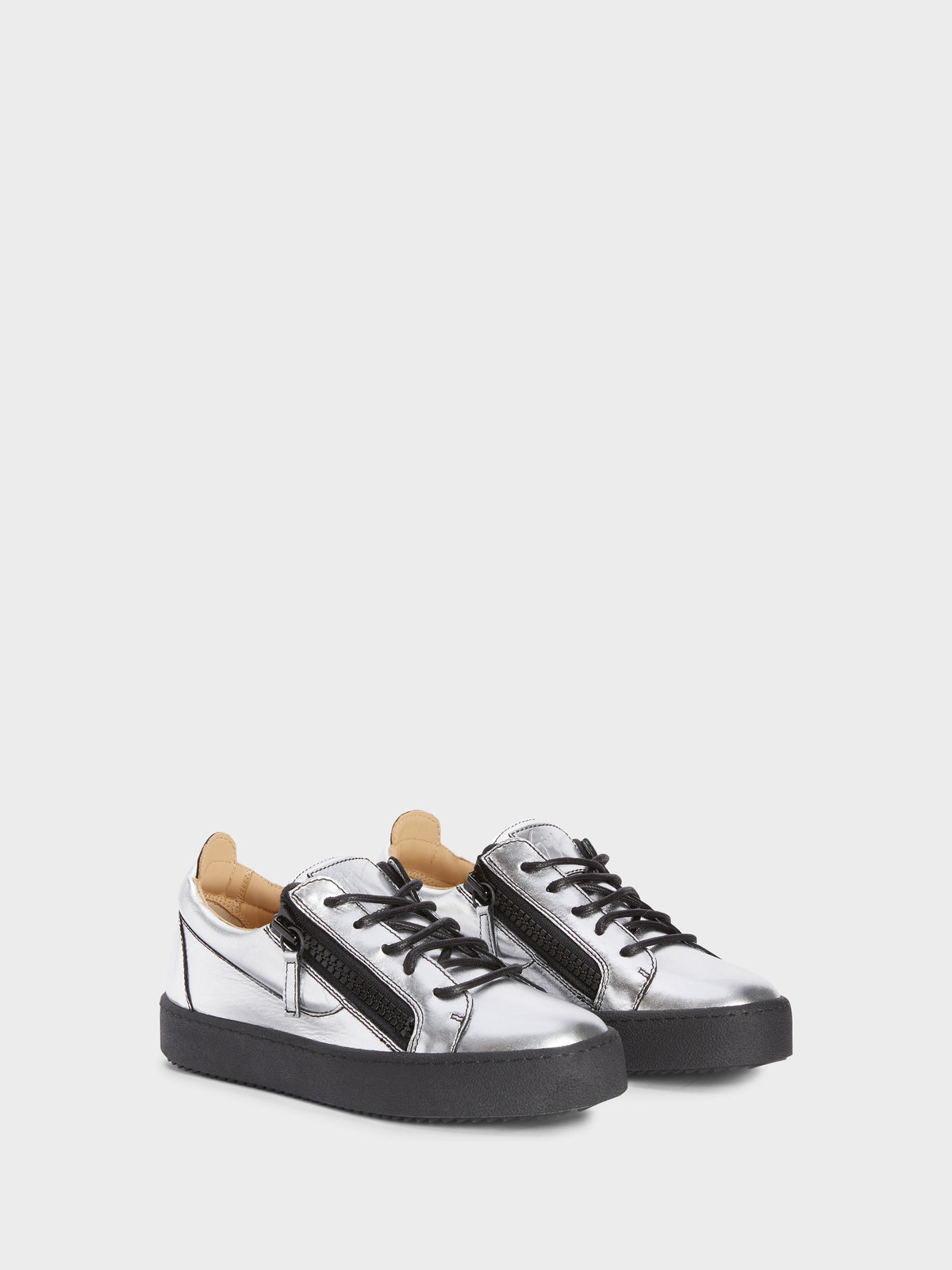 GAIL LOW TOP