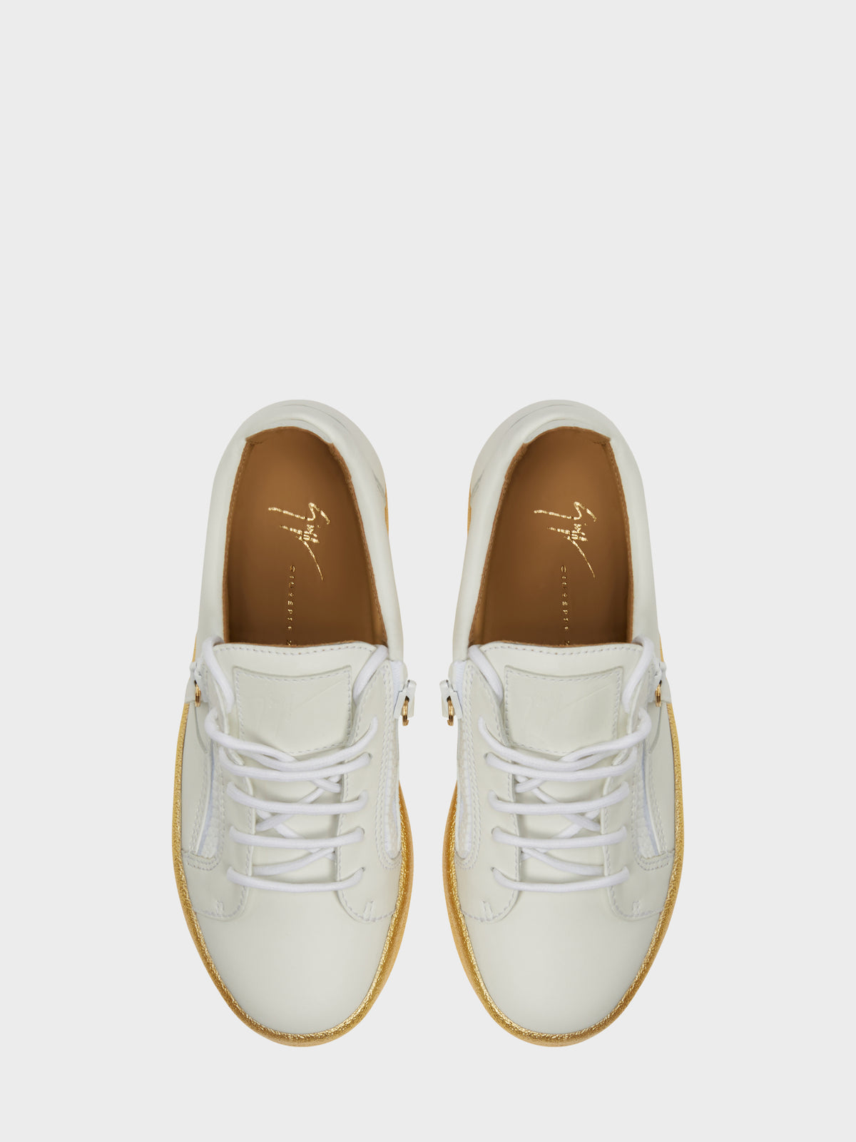 GAIL LOW TOP