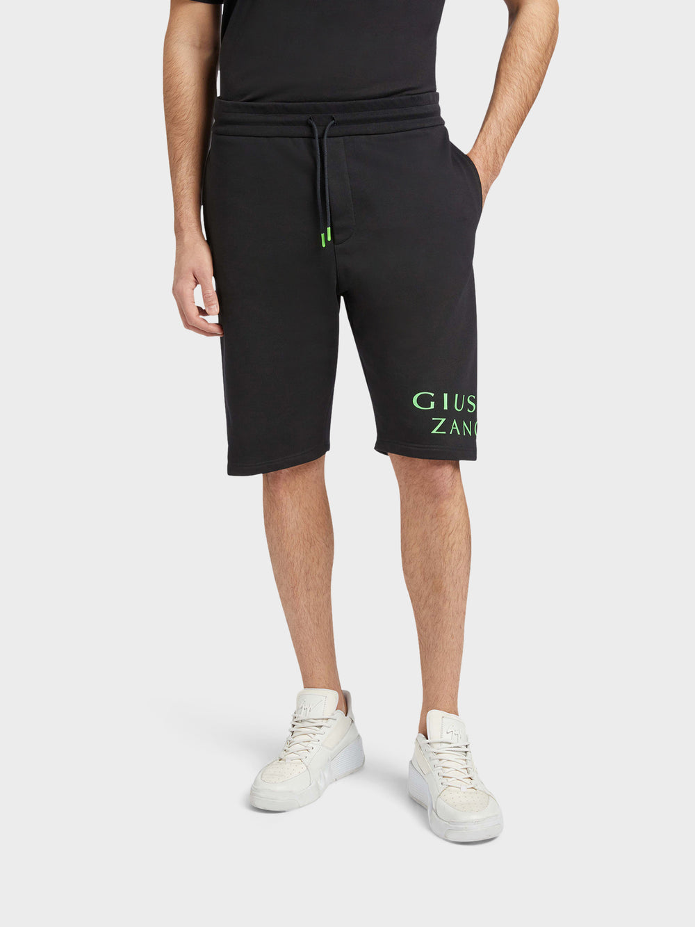 LR-43 SHORTS