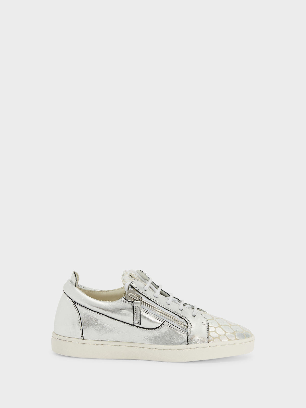 NICKI LOW TOP