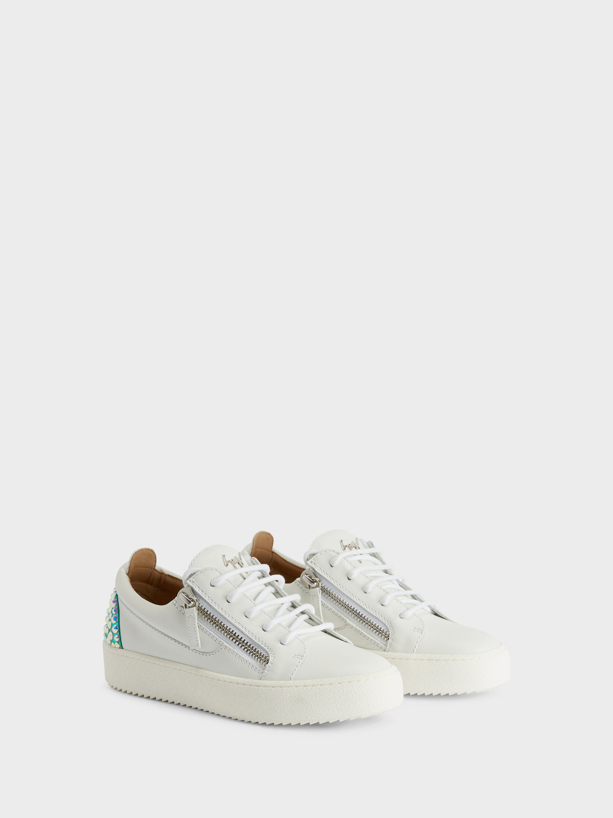 GAIL LOW TOP
