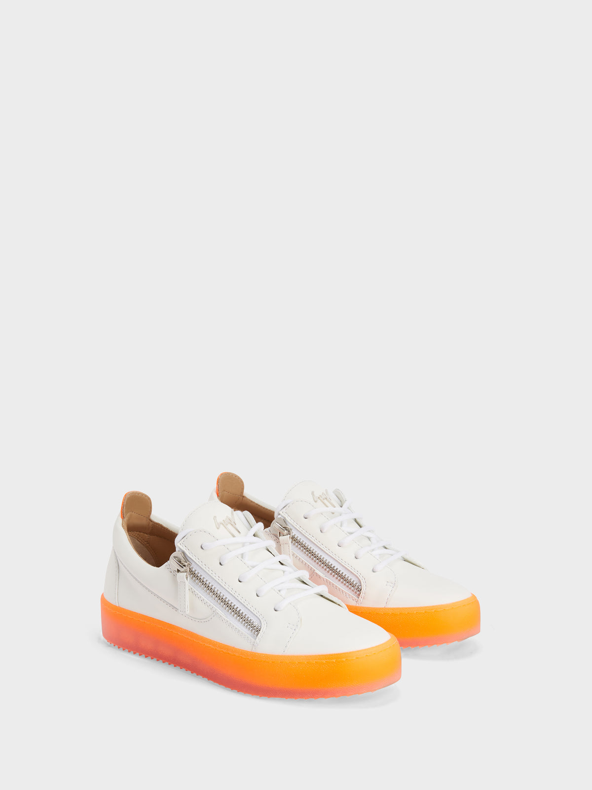 GAIL LOW TOP