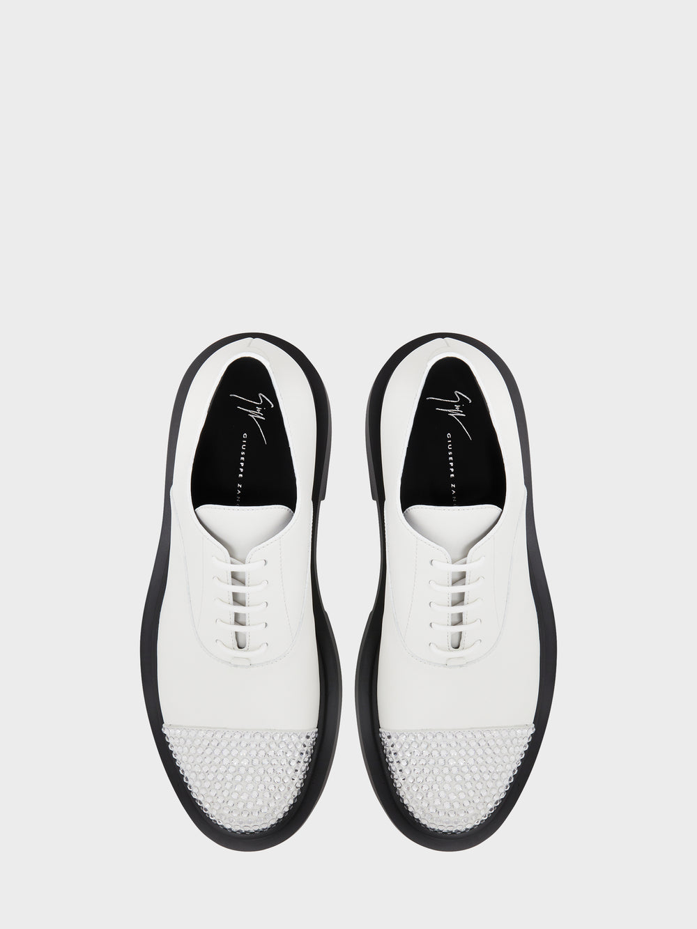 ARNHAU LACE UP