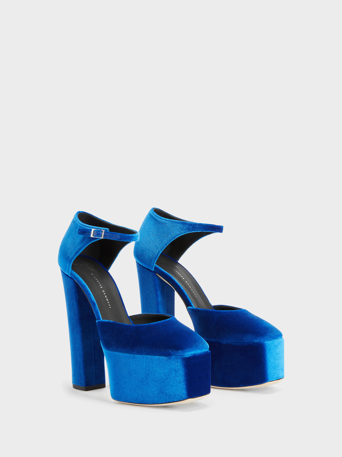 BEBE PUMP D'ORSAY 150