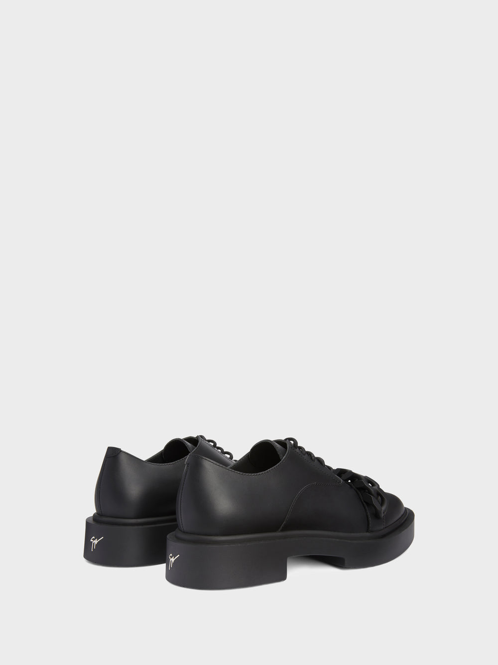 ADRIC LACE UP