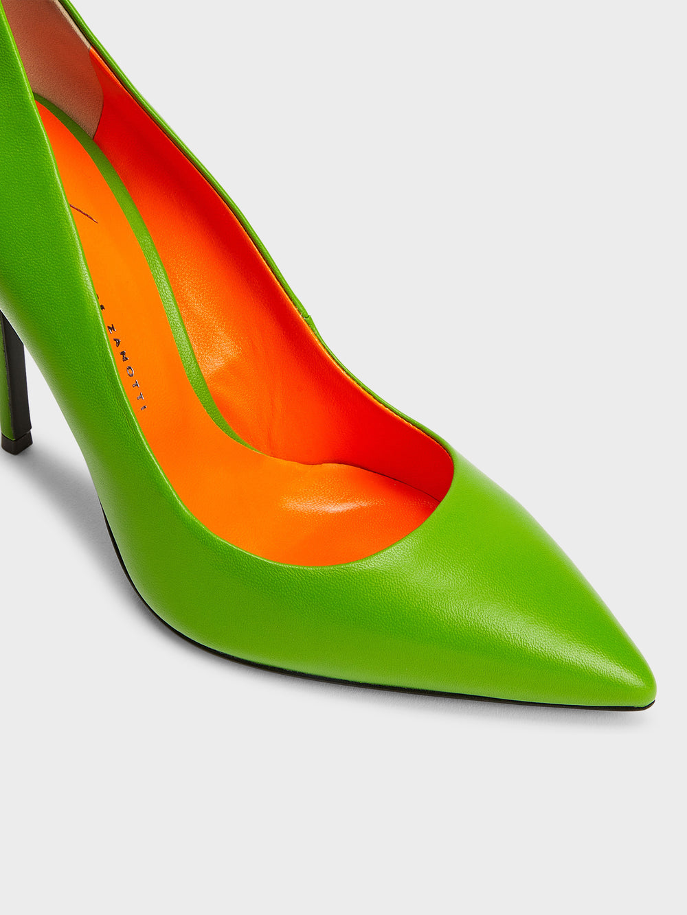 LUCREZIA PUMP 105