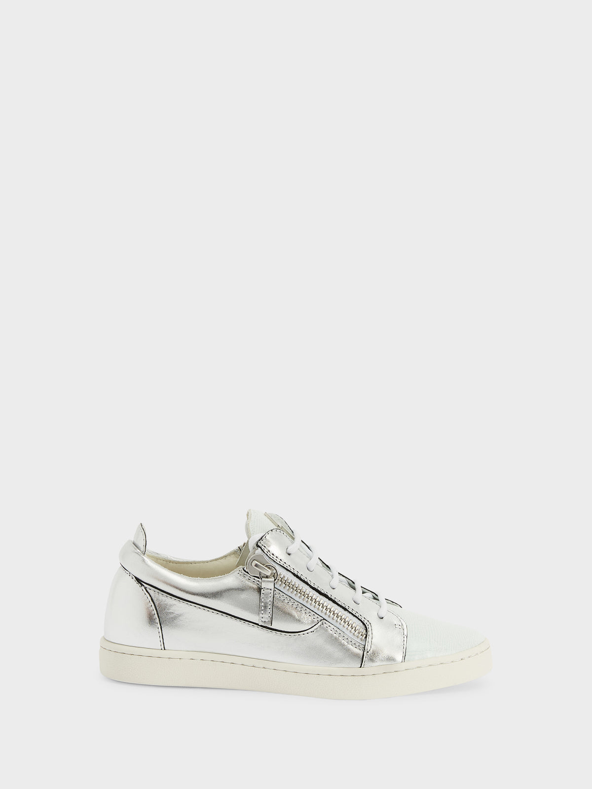 NICKI LOW TOP