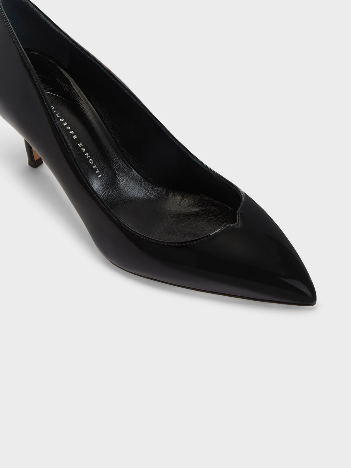 LUCREZIA PUMP