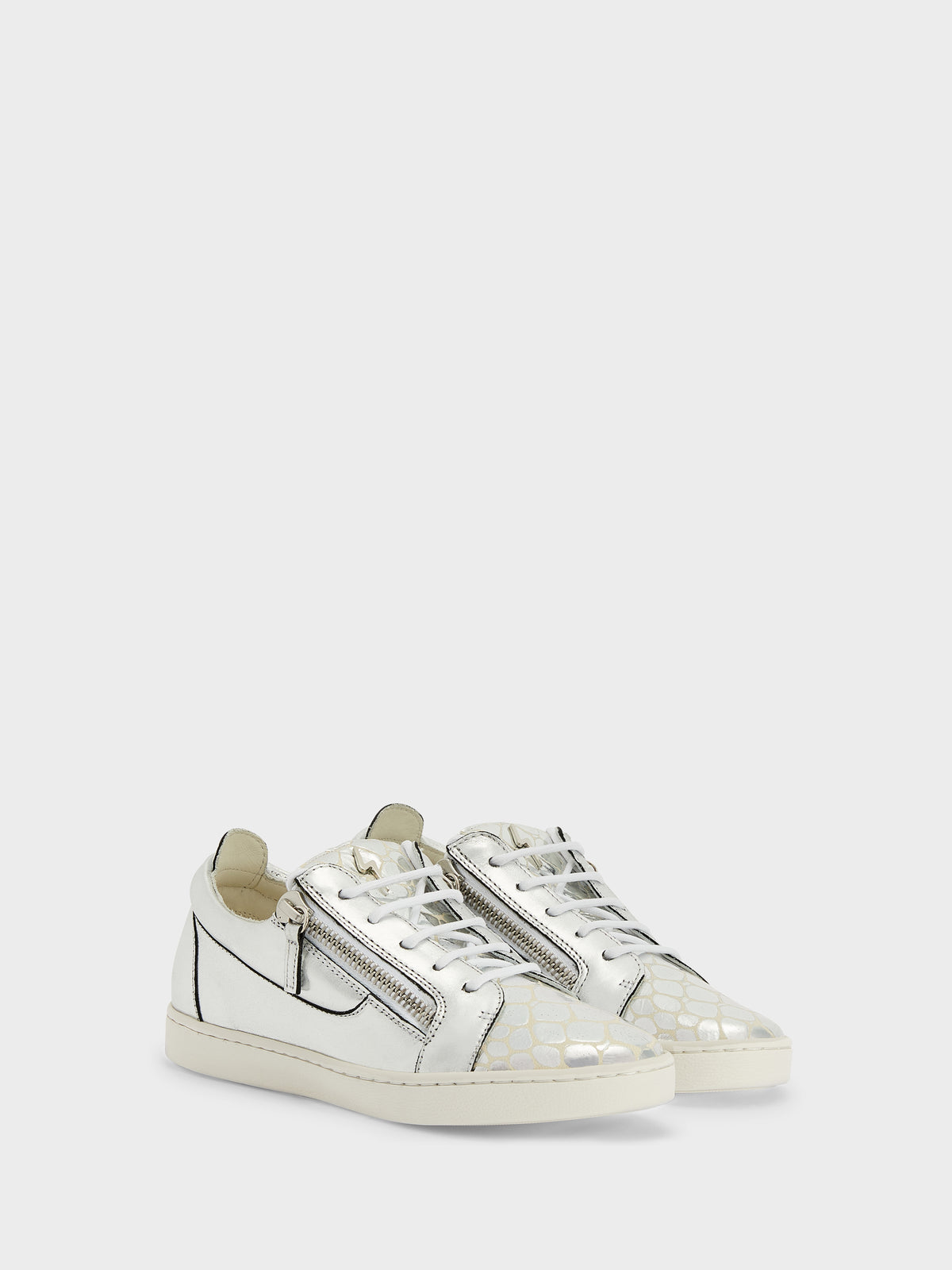 NICKI LOW TOP