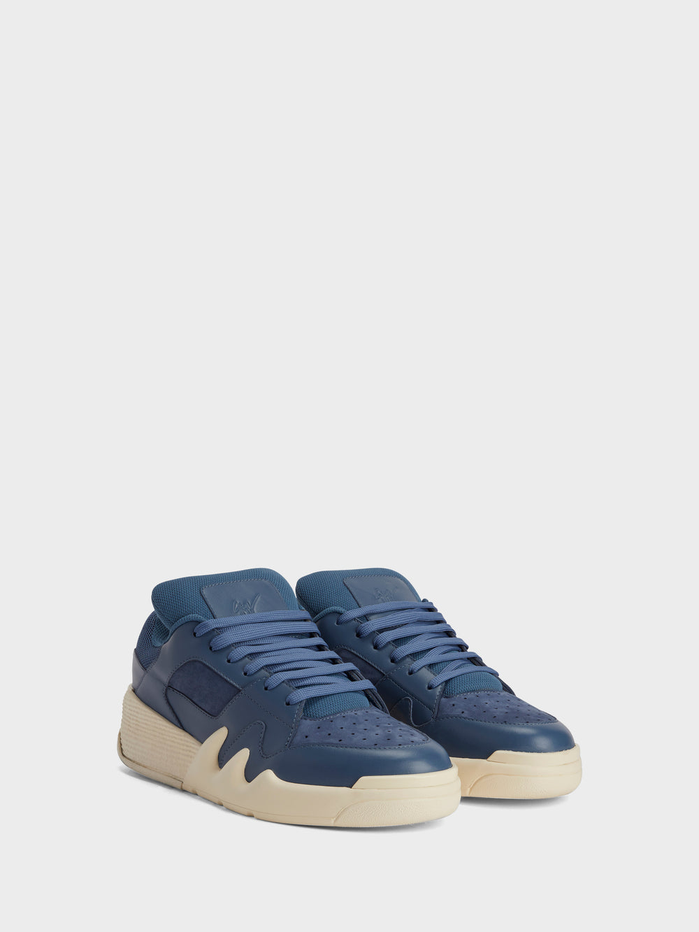 TALON LOW TOP
