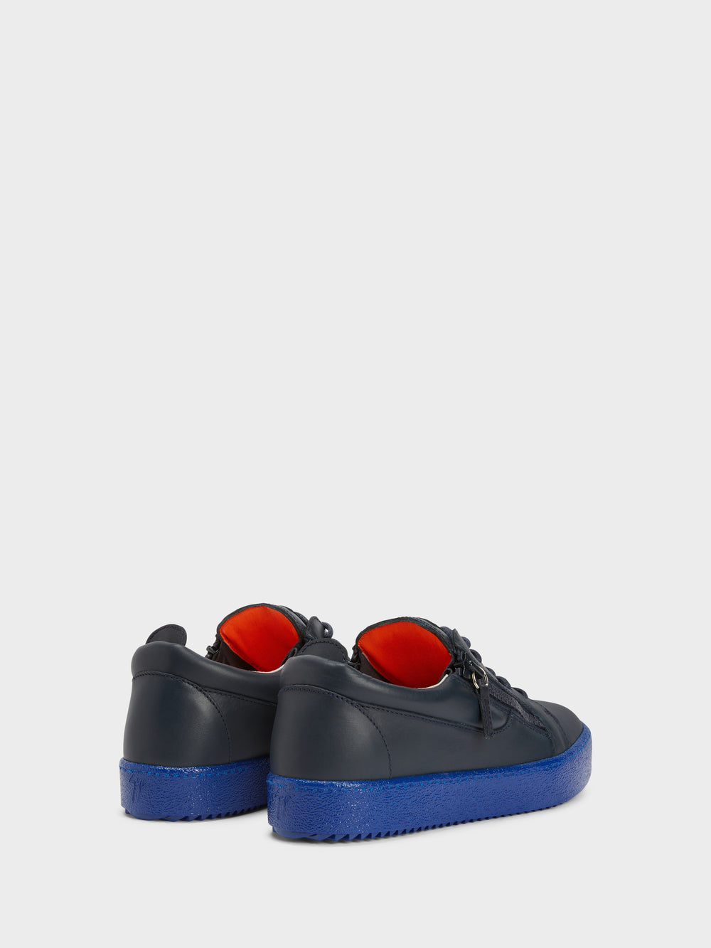 GAIL LOW TOP