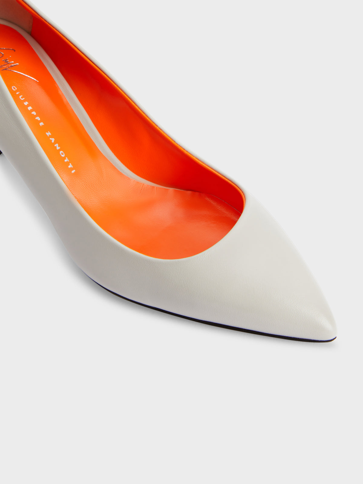 LUCREZIA PUMP 70