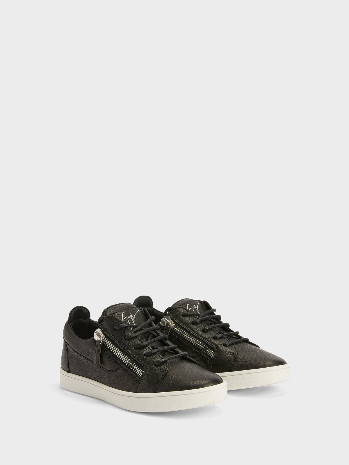 NICKI LOW TOP