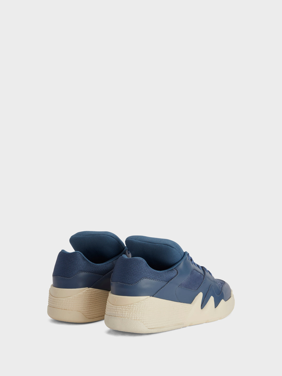 TALON LOW TOP