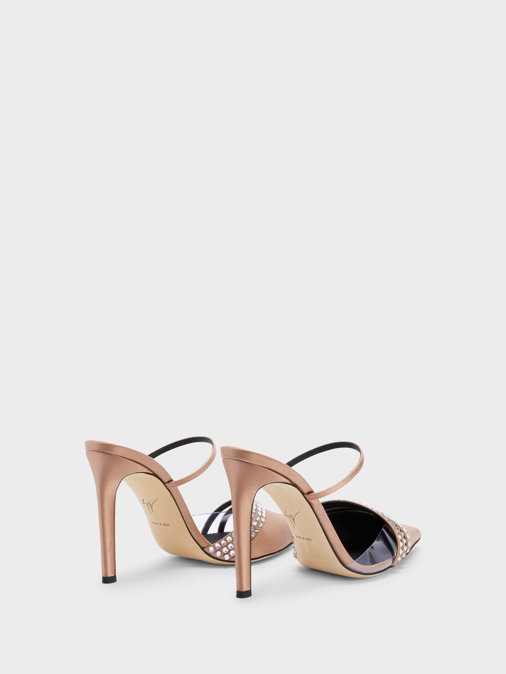 AUDRINE SABOT 105