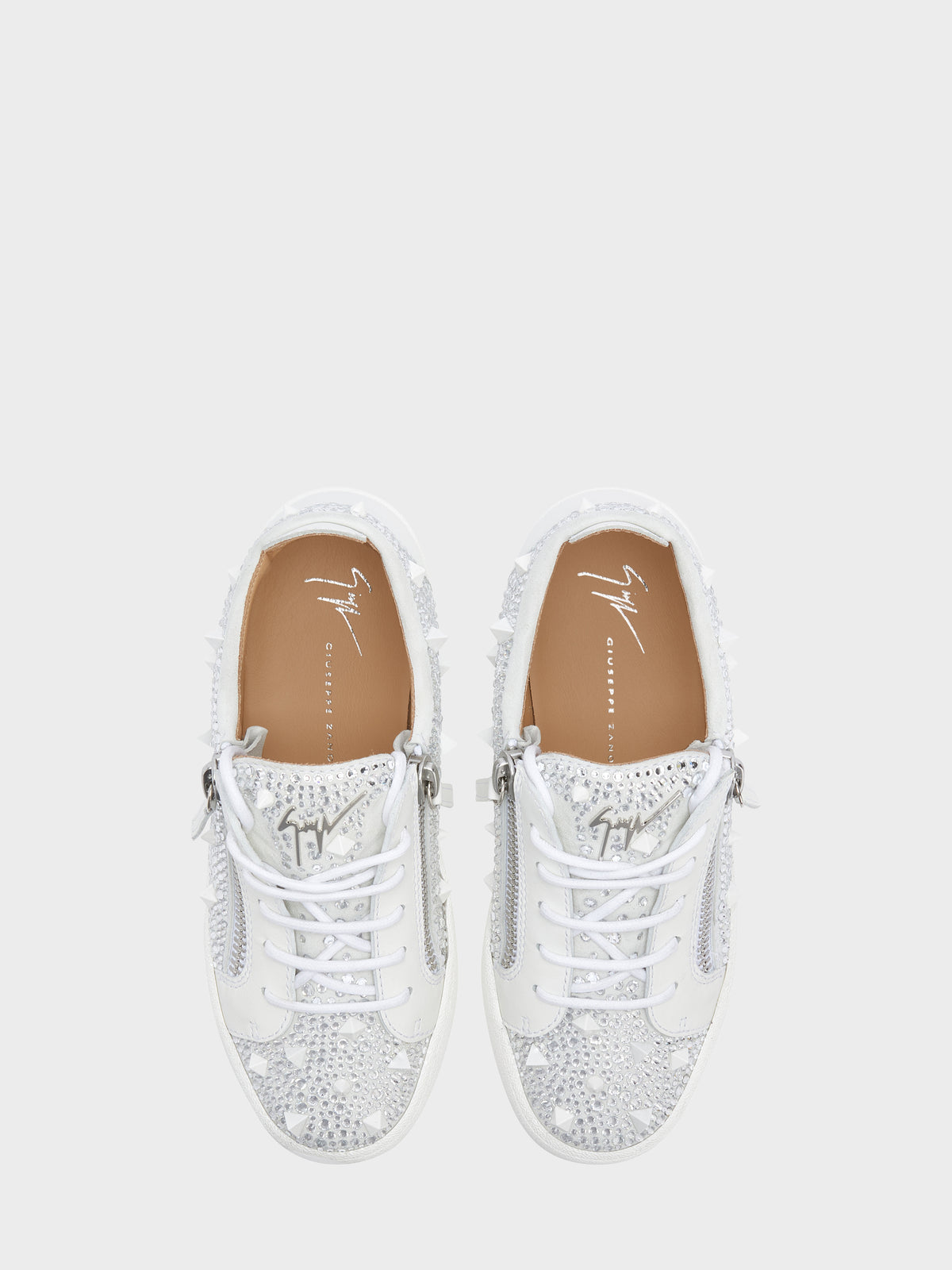 GAIL LOW TOP