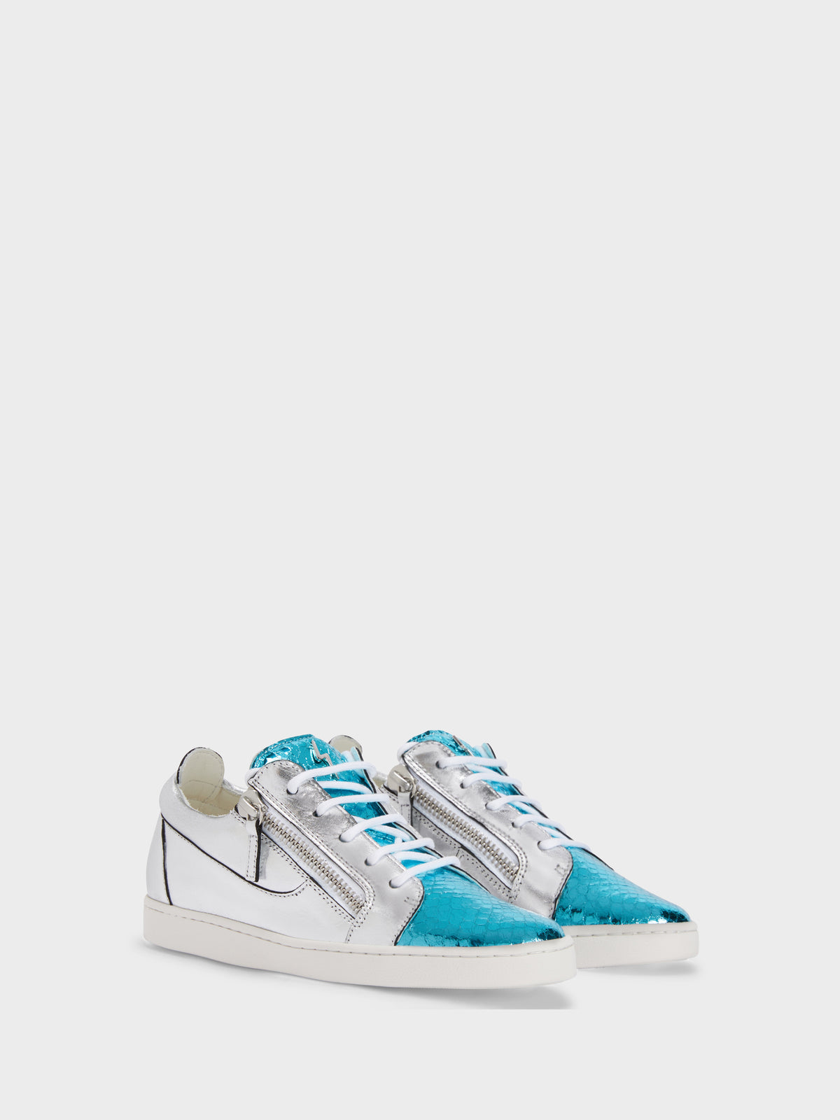 NICKI LOW TOP