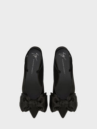 JOHANNA SLINGBACK