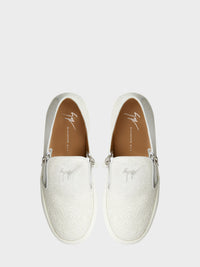 EVE SLIP ON