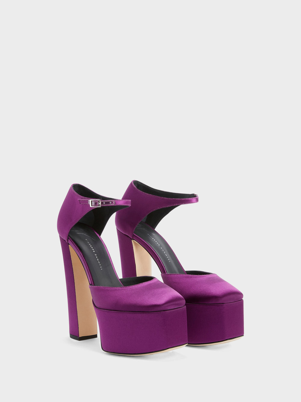 BEBE PUMP D'ORSAY 150
