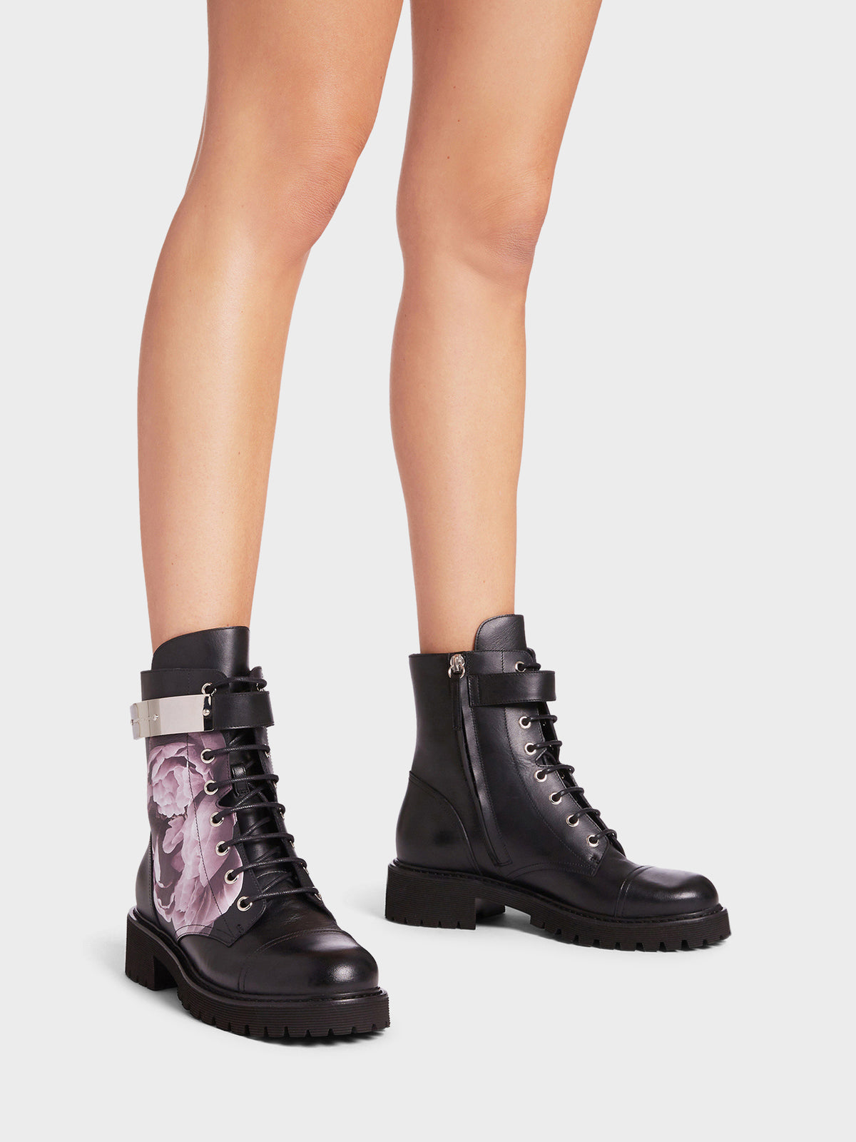 FOREVER BLOOM BIKER