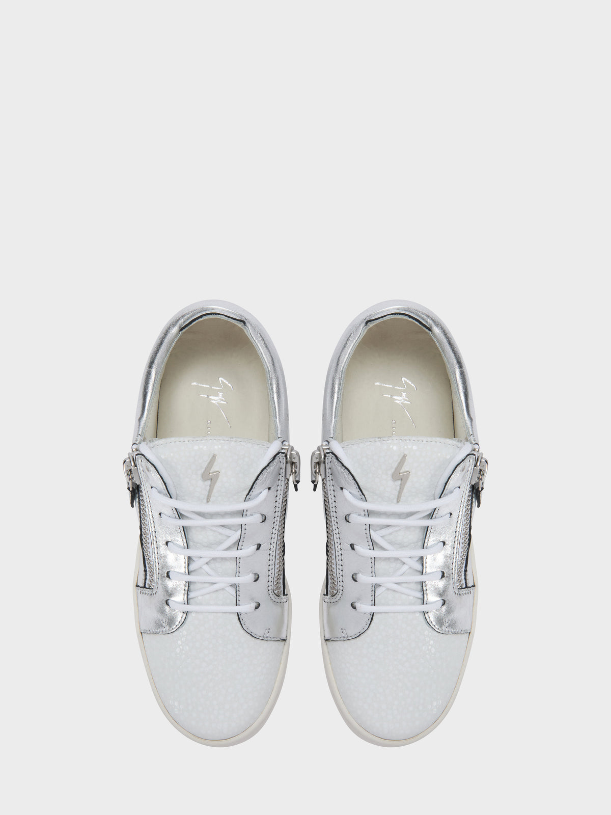 NICKI LOW TOP