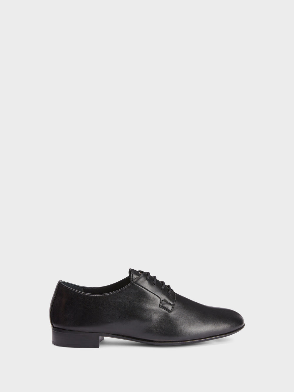ROGER LACE UP