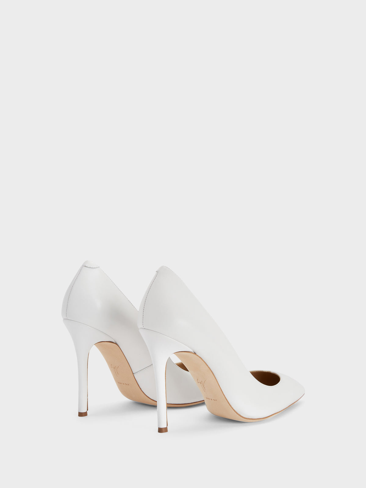 LUCREZIA PUMP