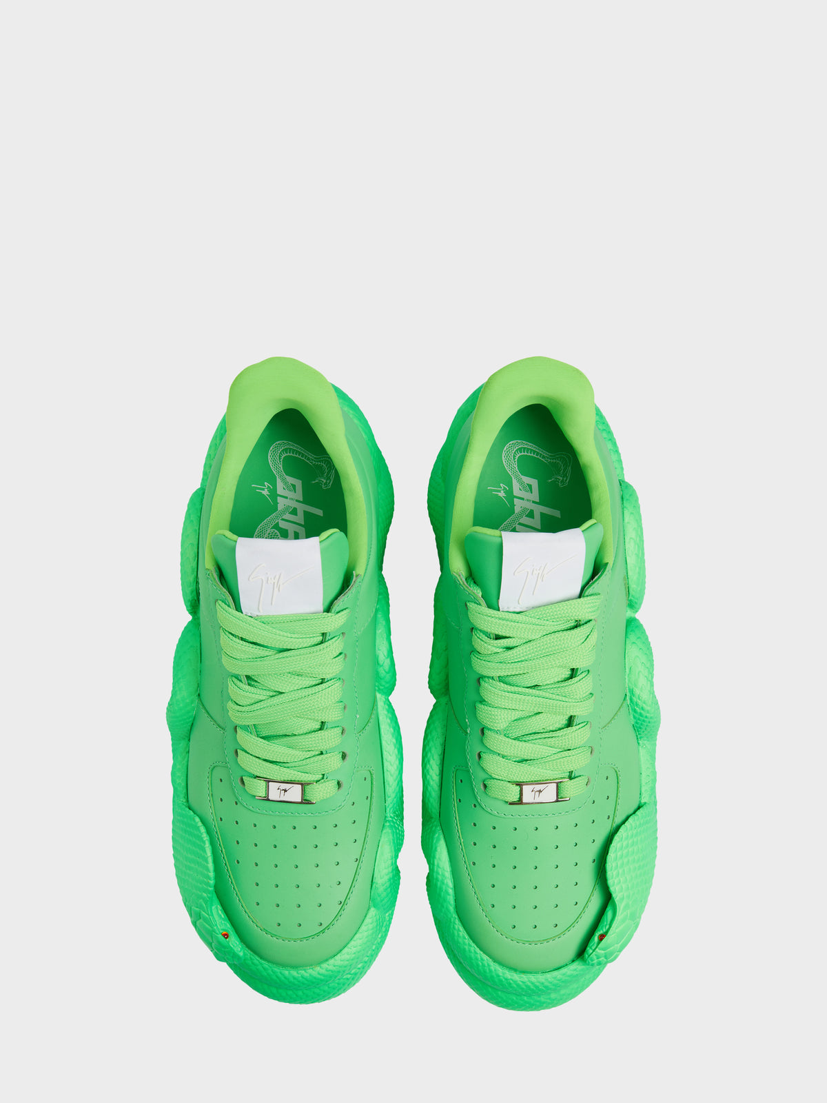 COBRAS LOW TOP