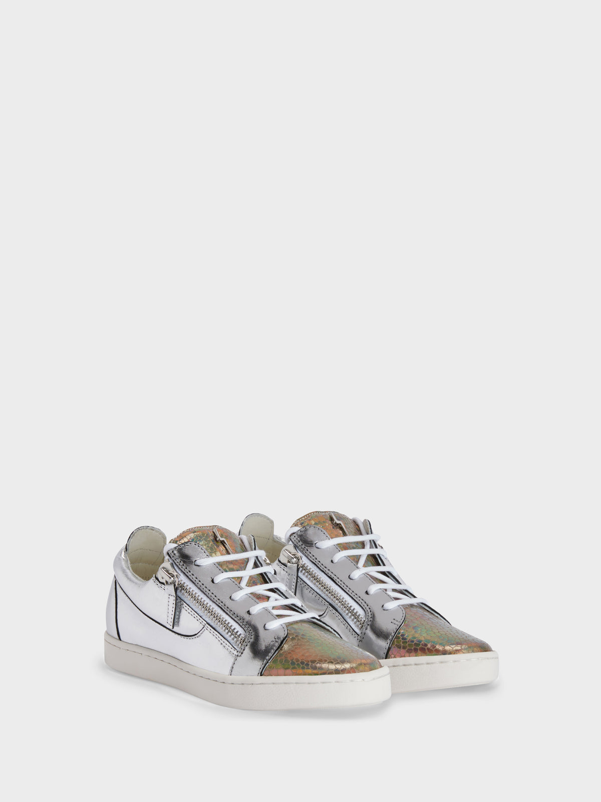 NICKI LOW TOP