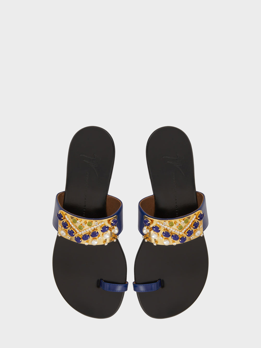 NEFERTITI FLAT SANDAL