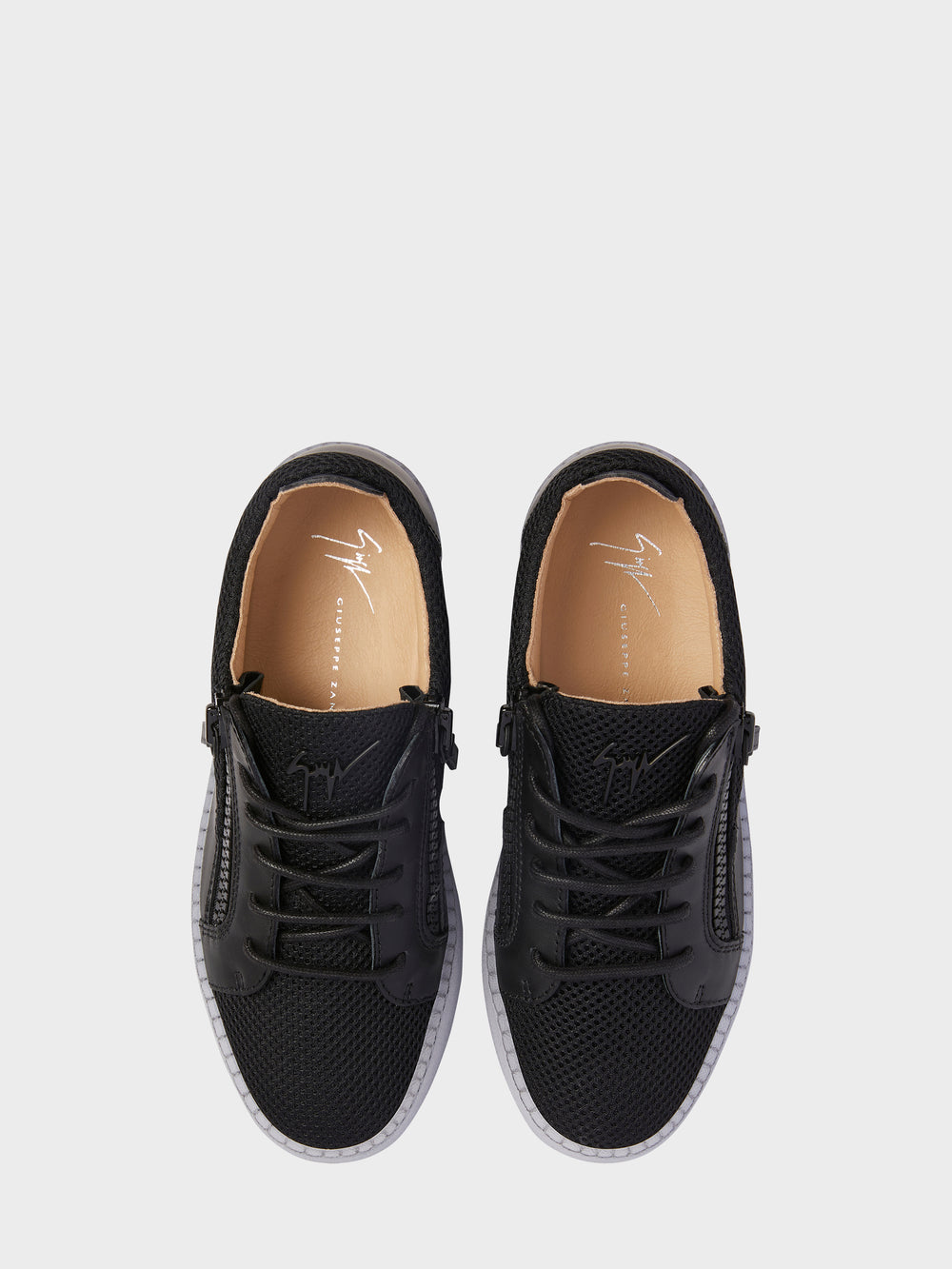 GAIL LOW TOP