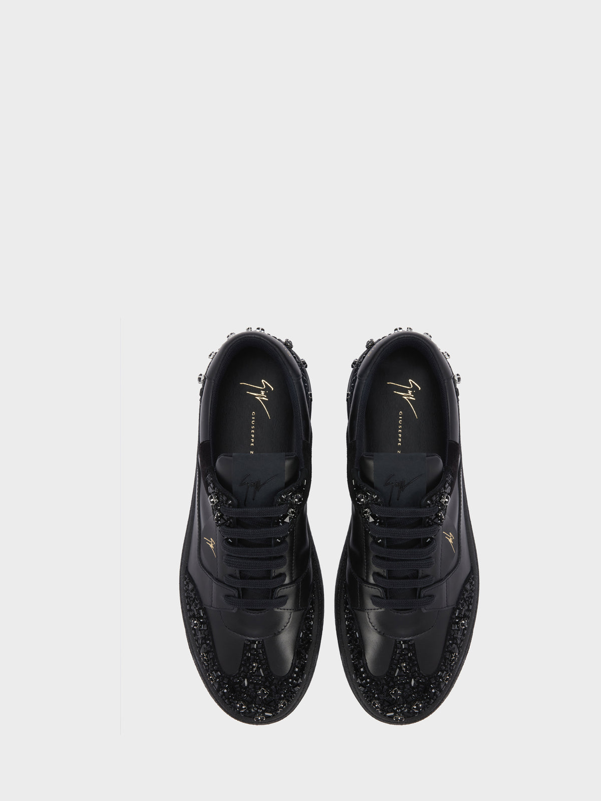 GZ94 EMBROIDERY LOW TOP