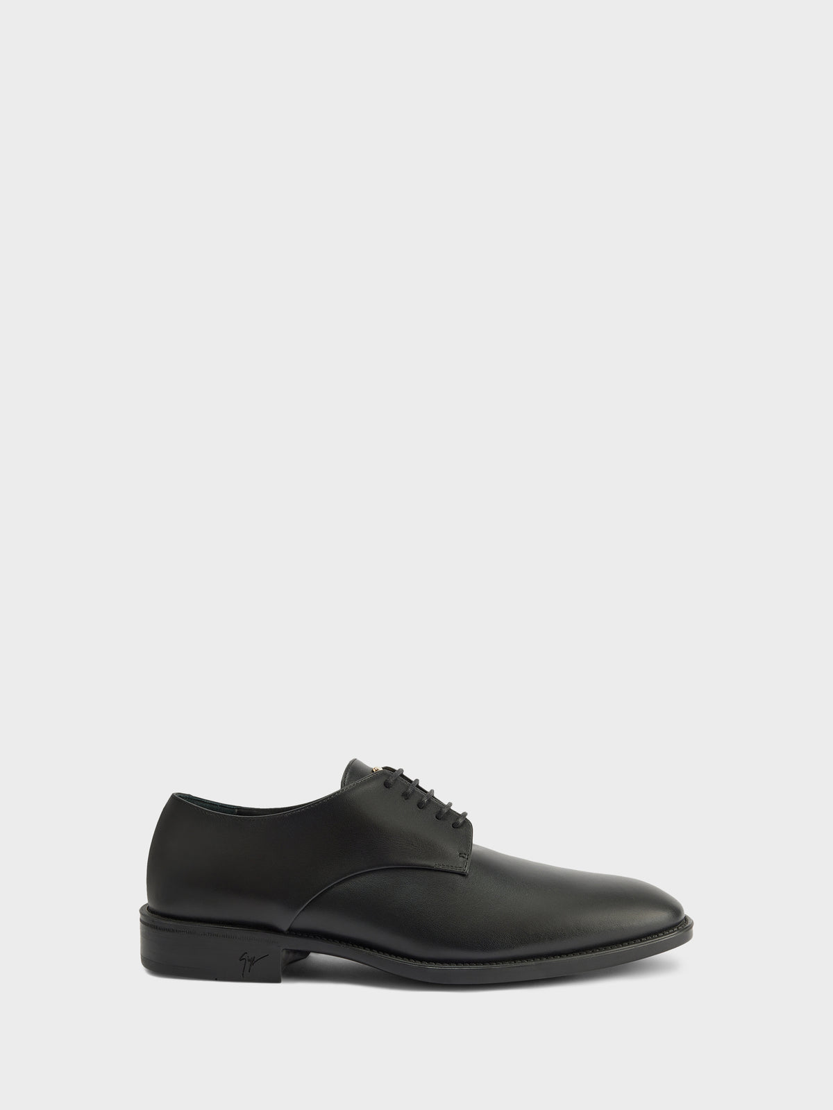 MARQUESS LACE UP