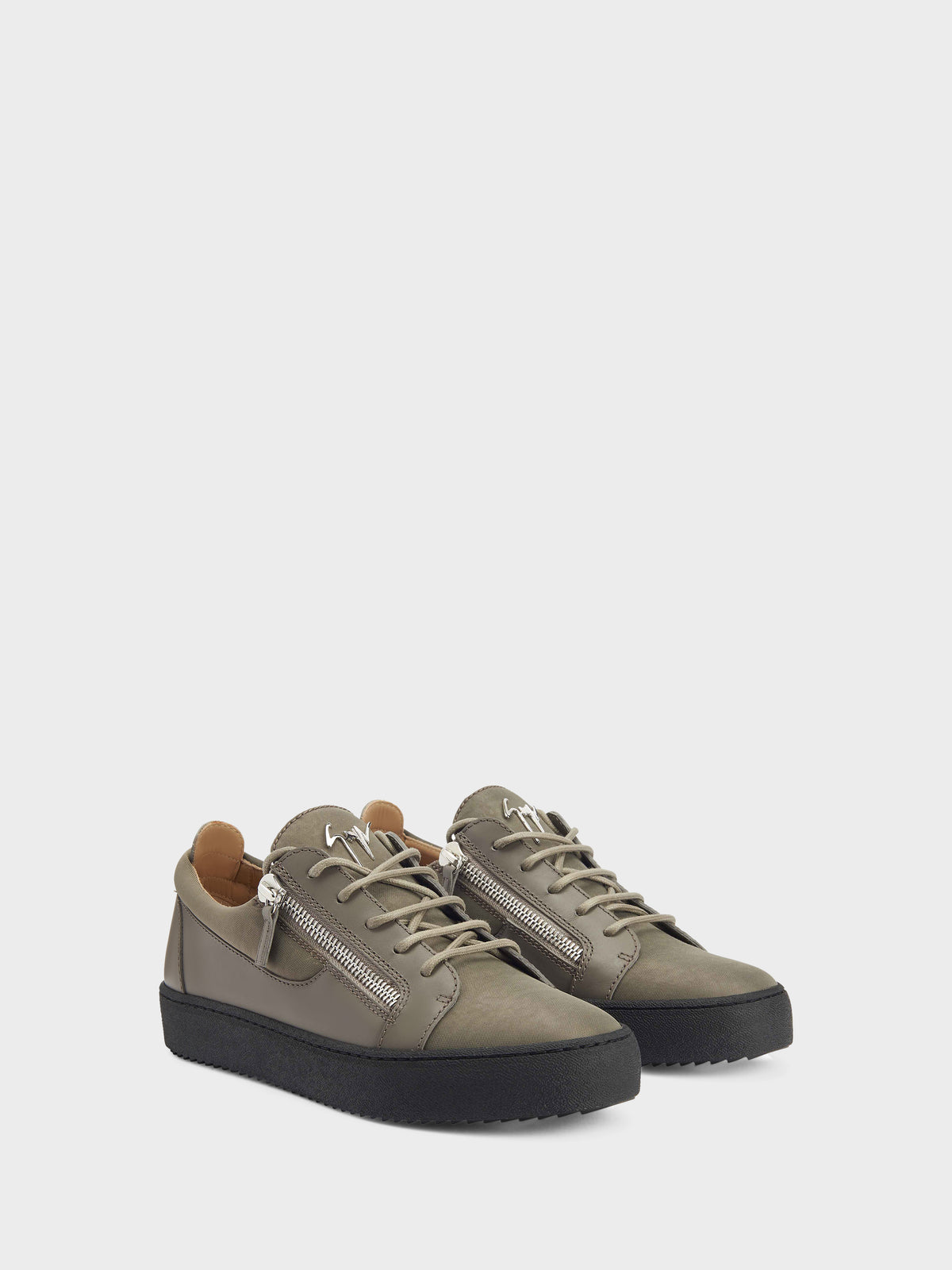 FRANKIE LOW TOP